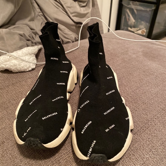 BALENCIAGA HIGH TOP SPEED SNEAKERS (Authentic) - Picture 6 of 11